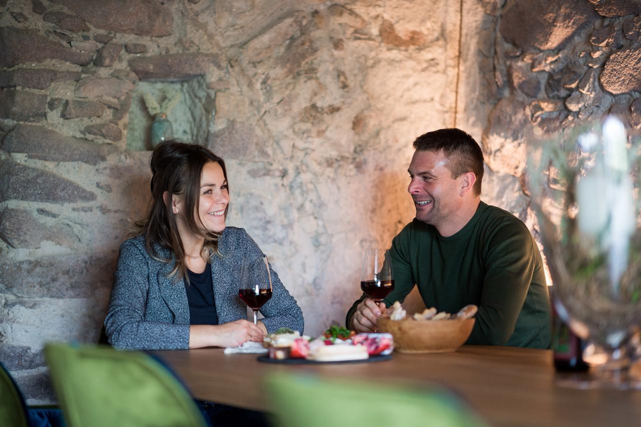 Weingut Weidlhof - Suite & Breakfast - Vacation For Wine Lovers Caldaro Εξωτερικό φωτογραφία